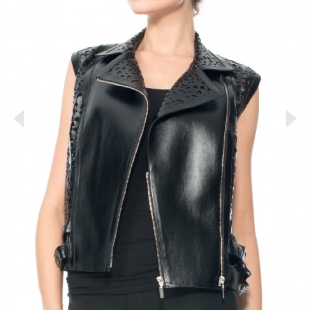 ✨Price Cut✨ Tadashi Shoji Laser Cut Vest